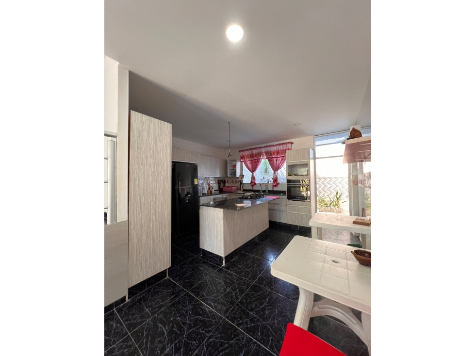 en venta casa campestre en URBANIZACION PALMARITO - 5