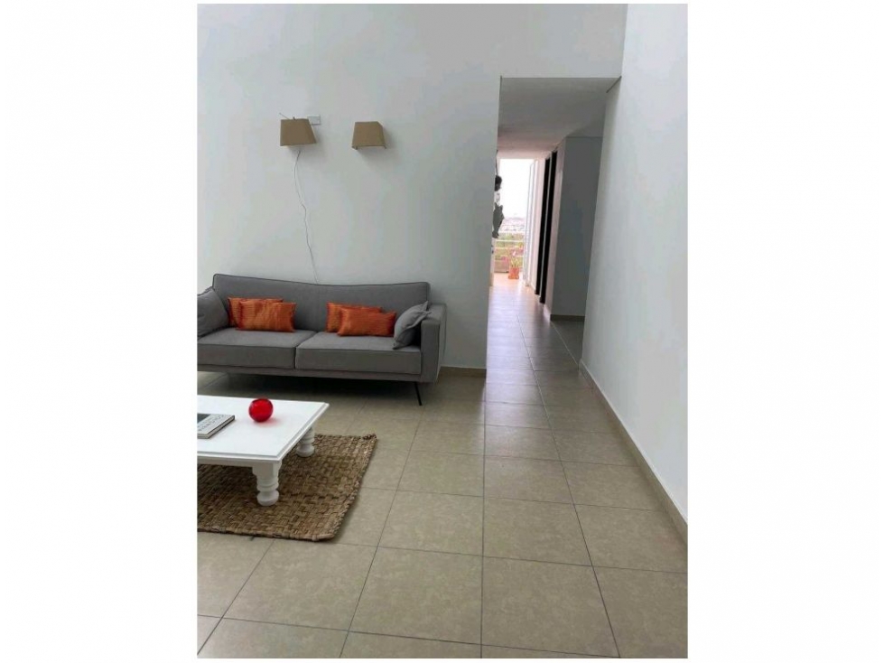 VENTA DE APARTAMENTO DUPLEX EN SECTOR BAVARIA - L.C. — foto 2