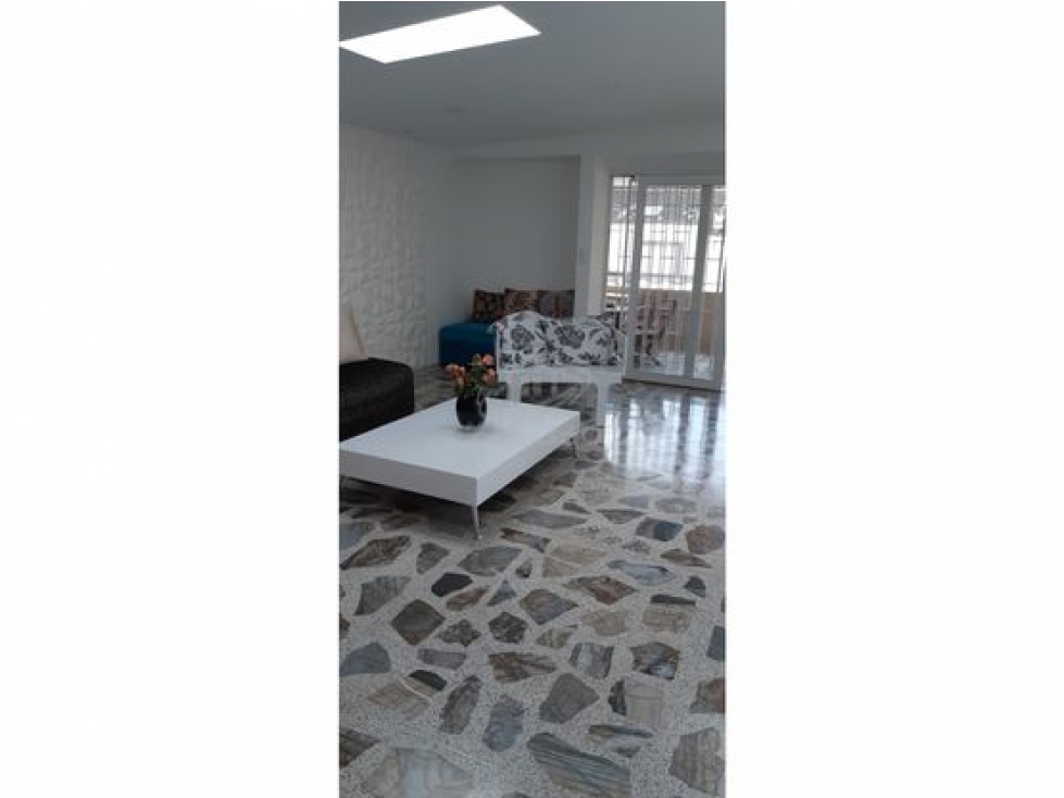 VENTA DE CASA UNIIFAMILIAR EN SIMON BOLIVAR - MEDELLIN