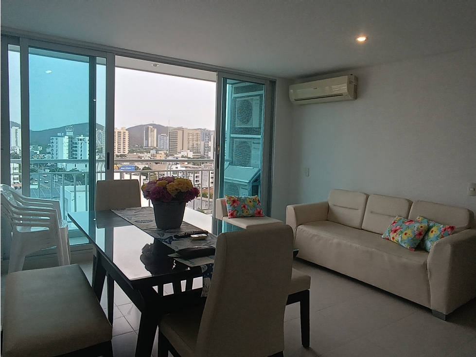 VENTA APARTAMENTO AMOBLADO DE TURISMO SECTOR RODADERO E.C.