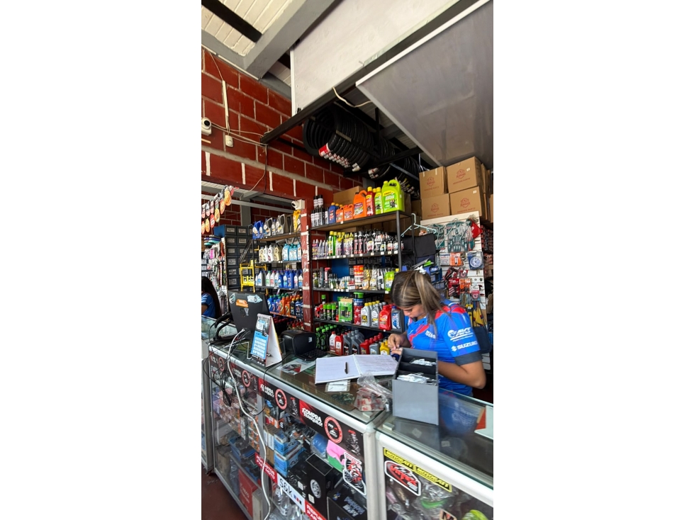 LOCALES COMERCIALES CON BODEGA EN VENTA- RIVERA HUILA - 5