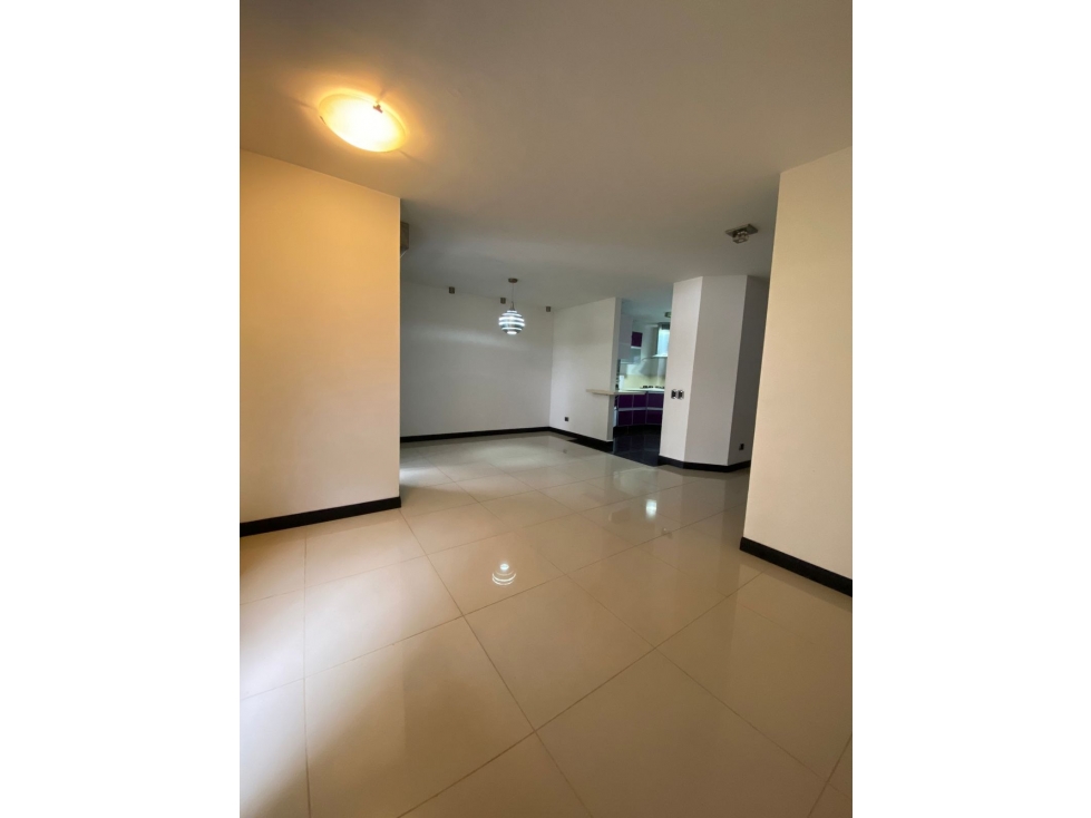 VENTA CASA ESQUINERA PINARES A PRECIO DE OPORTUNIDAD — foto 4