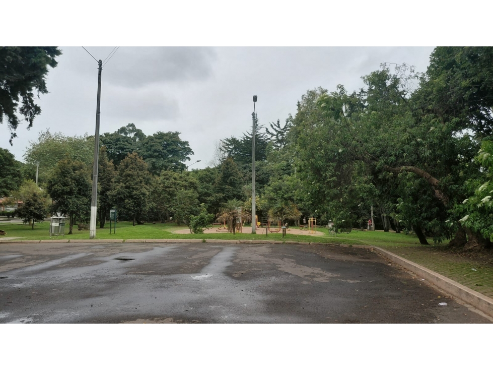 SE VENDE APARTAMENTO EN MODELIA, BOGOTÁ