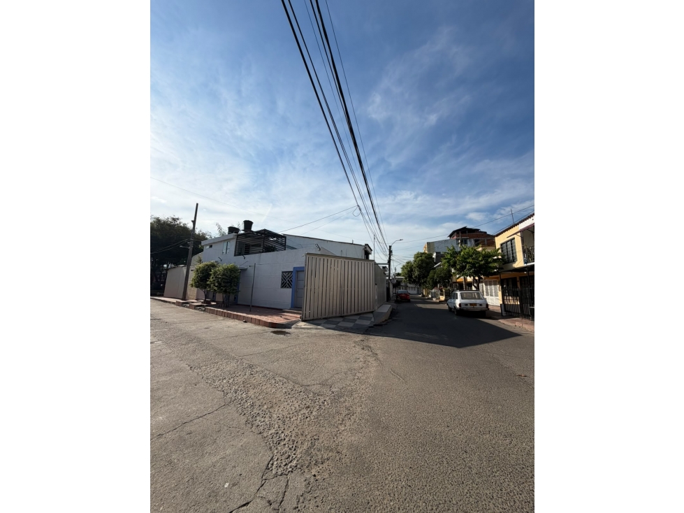 VENTA CASA EXCELENTE PARA INVERSION BARRIO CAMBULOS - NEIVA