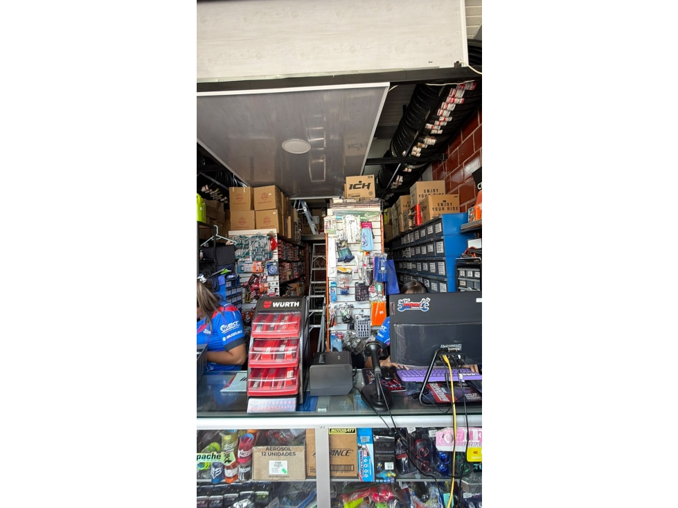 LOCALES COMERCIALES CON BODEGA EN VENTA- RIVERA HUILA - 4