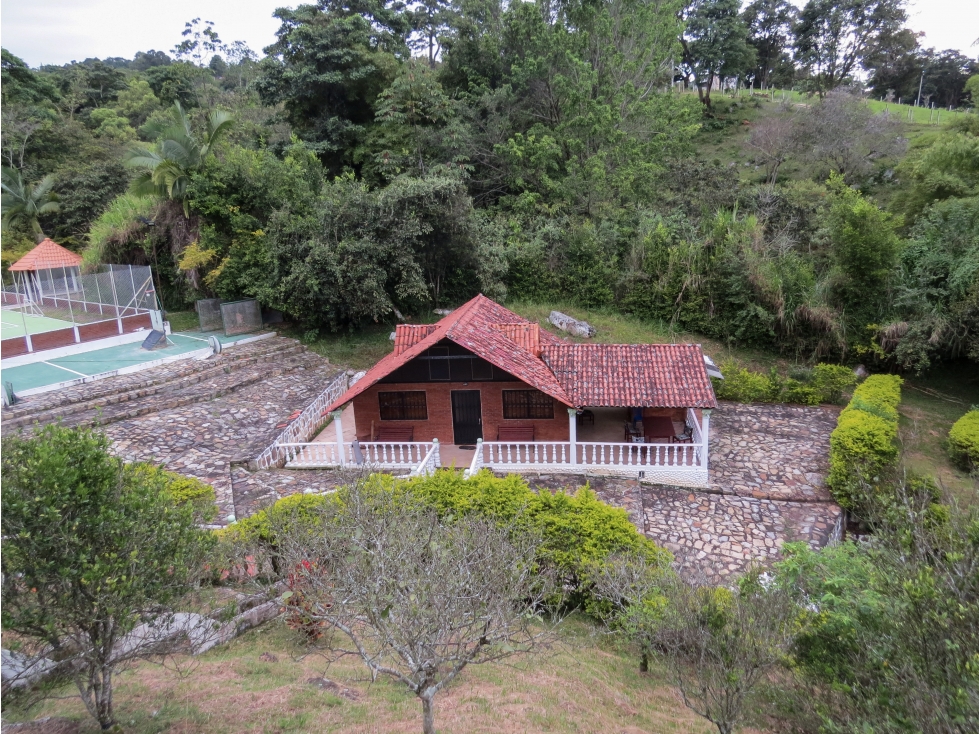 Venta o permuto hotel campestre arbelaez - 5