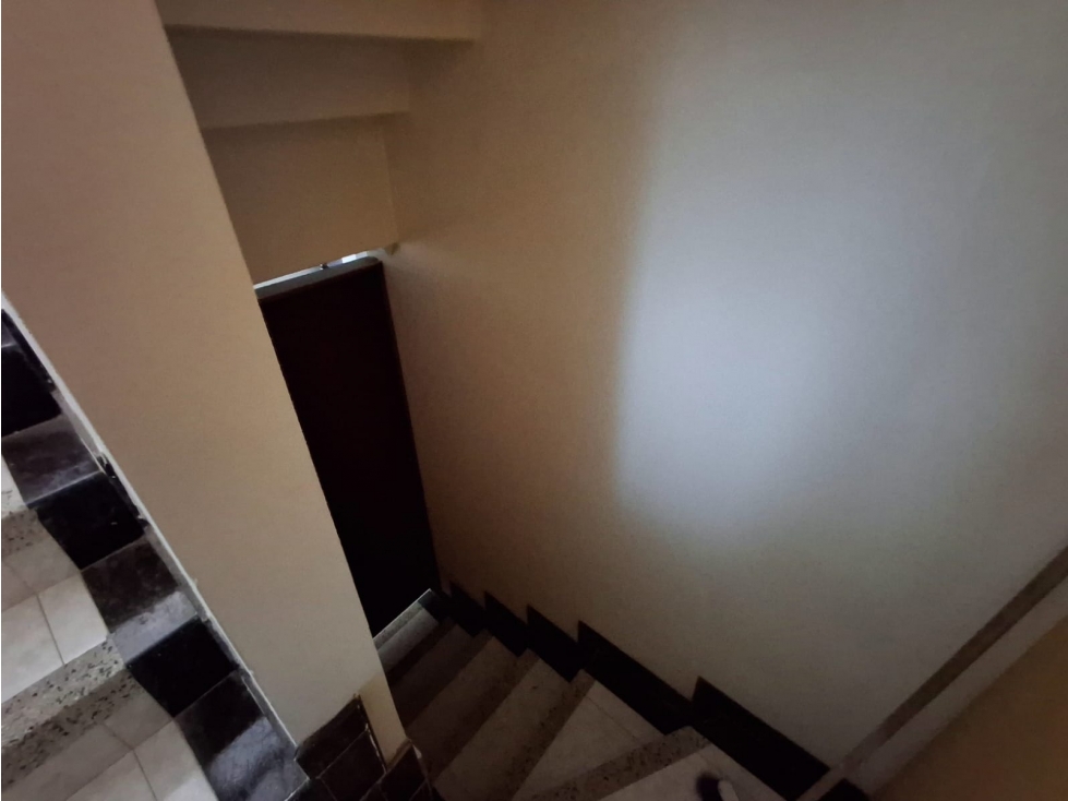 VENTA DE CASA EN EL BARRIO LA GRANJA - 2
