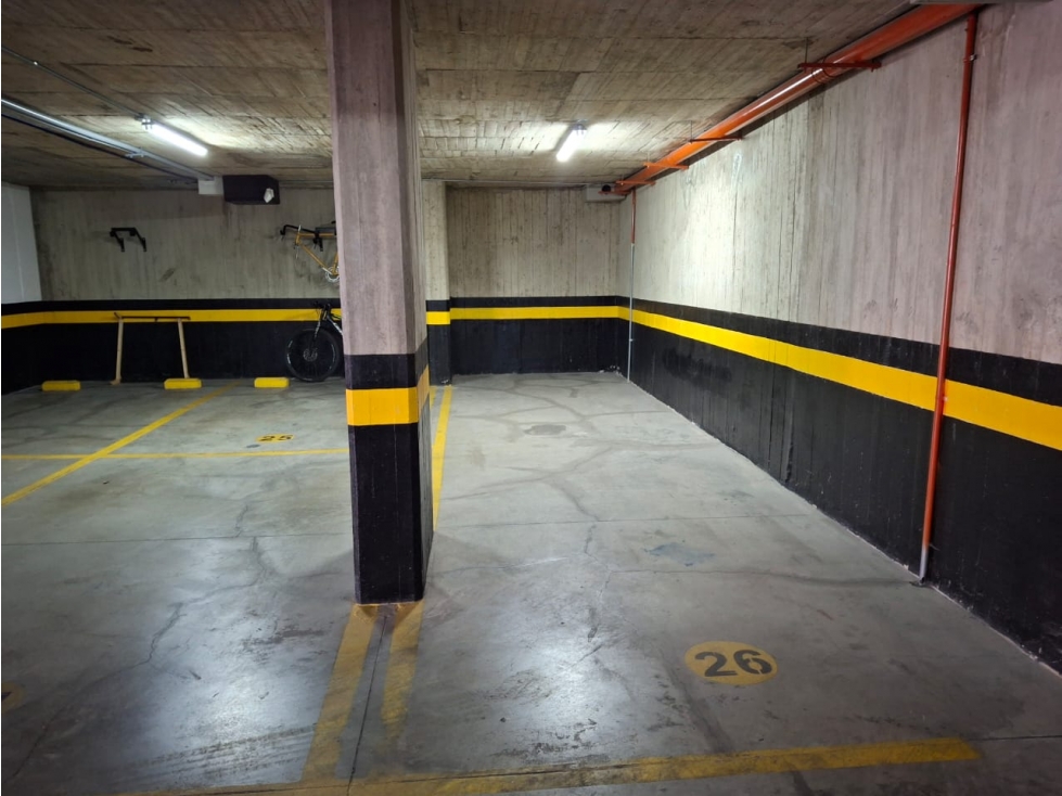 VENTA PARQUEADERO CHAPINERO ALTO - 1