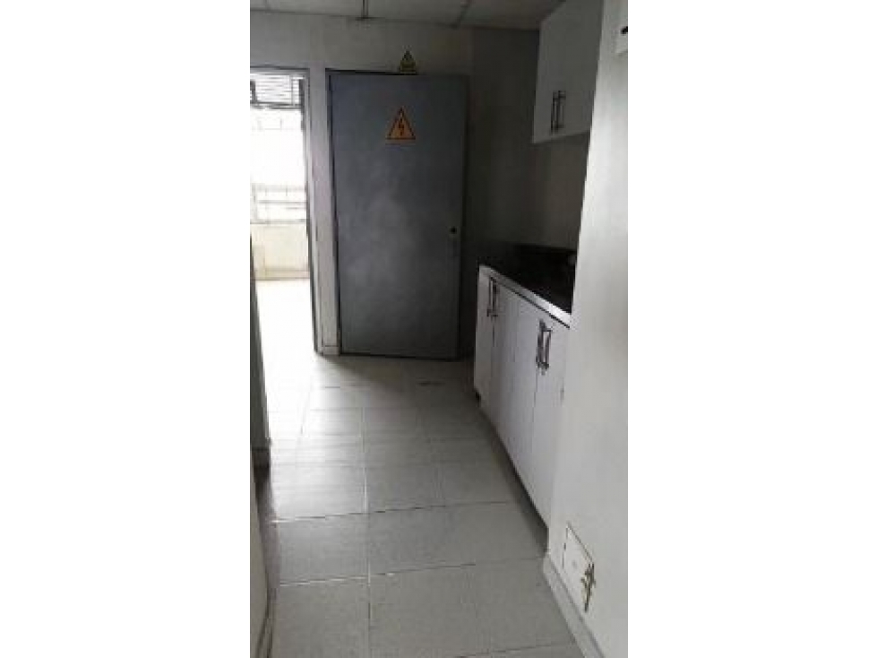 VENTA OFICINA EN PINARES DE SAN MARTIN - PEREIRA — foto 5