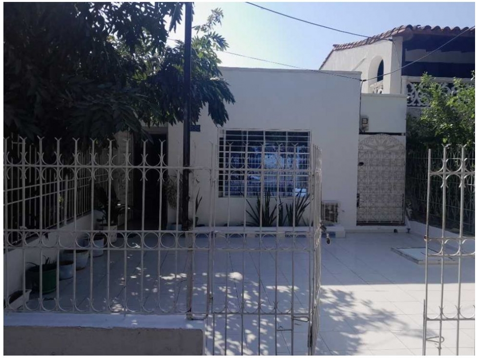SE VENDE CASA DE UN PISO BARRIO SAN FRANCISCO SANTA MARTA L.C