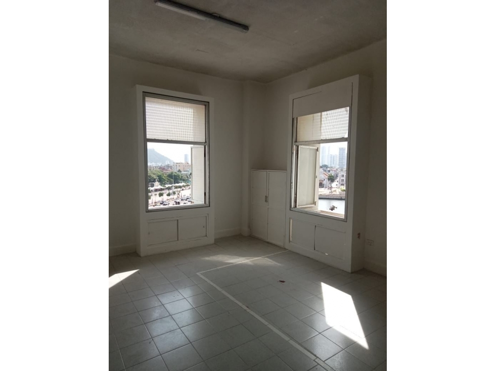 VENTA OFICINA EN EL CENTRO HISTORICO — foto 2