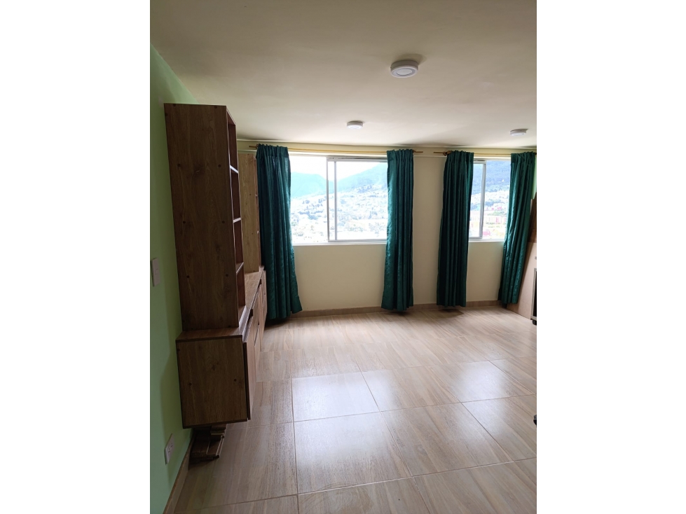 En venta luminoso apartamento en el 20 de julio, San Cristobal, Bogota