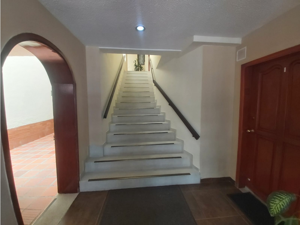 SE VENDE APARTAMENTO EN LA CASTELLANA — foto 5