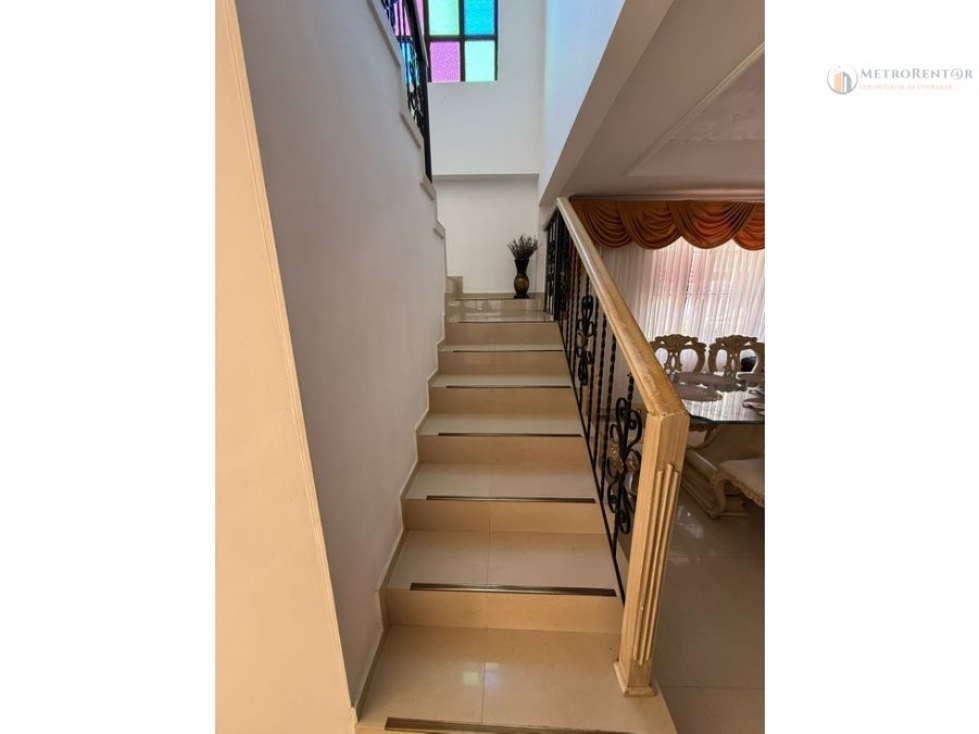 VENTA CASA DE DOS PLANTAS EN EL BARRIO ROSALES DE TACASUAN - M — foto 2