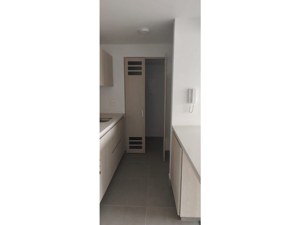 VENTA APARTAMENTO MODERNO EN LAGOS DE TORCA EXCELENTES ACABADOS — foto 2