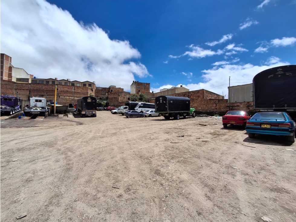 VENTA DE LOTE RESIDENCIAL Y COMERCIAL FRENTE A CC FLORIDA SHOPPING - 3