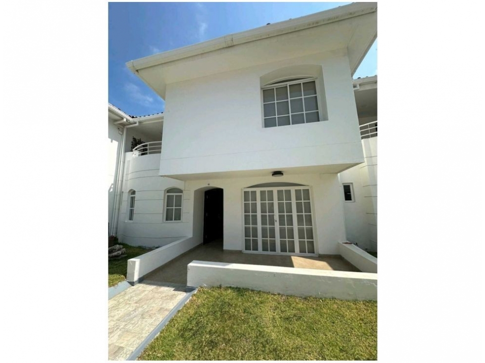 SE VENDE CASA RESIDENCIAL RODADERO RESERVADO L.C — foto 2