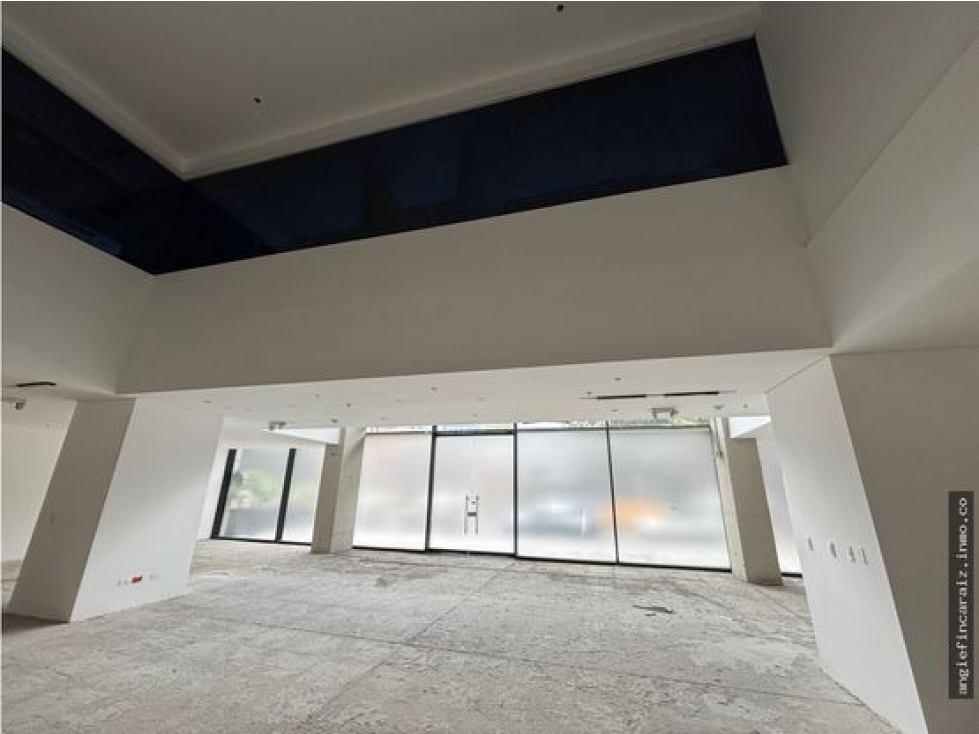 Arriendo Local Comercial en La Cabrera | Zona Exclusiva C.C. Andino UK — foto 2