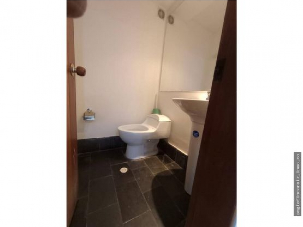 Oficina en Arriendo en El Chicó | Sector Financiero y Diplomático UK — foto 3