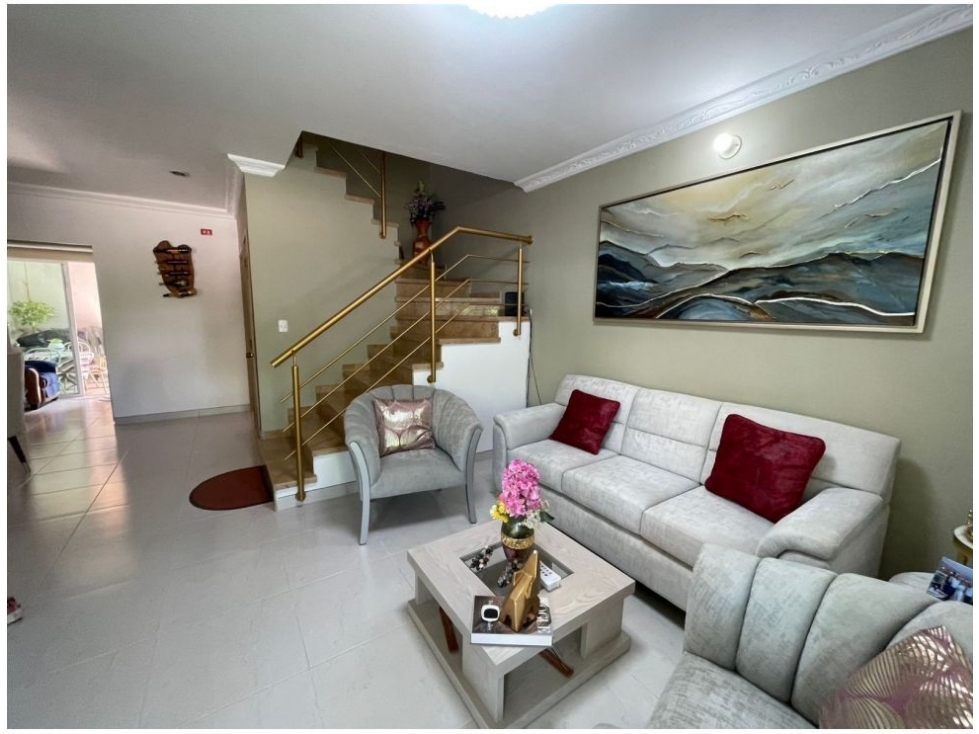 SE VENDE CASA RESIDENCIAL GALICIA STA MTA F.V — foto 2