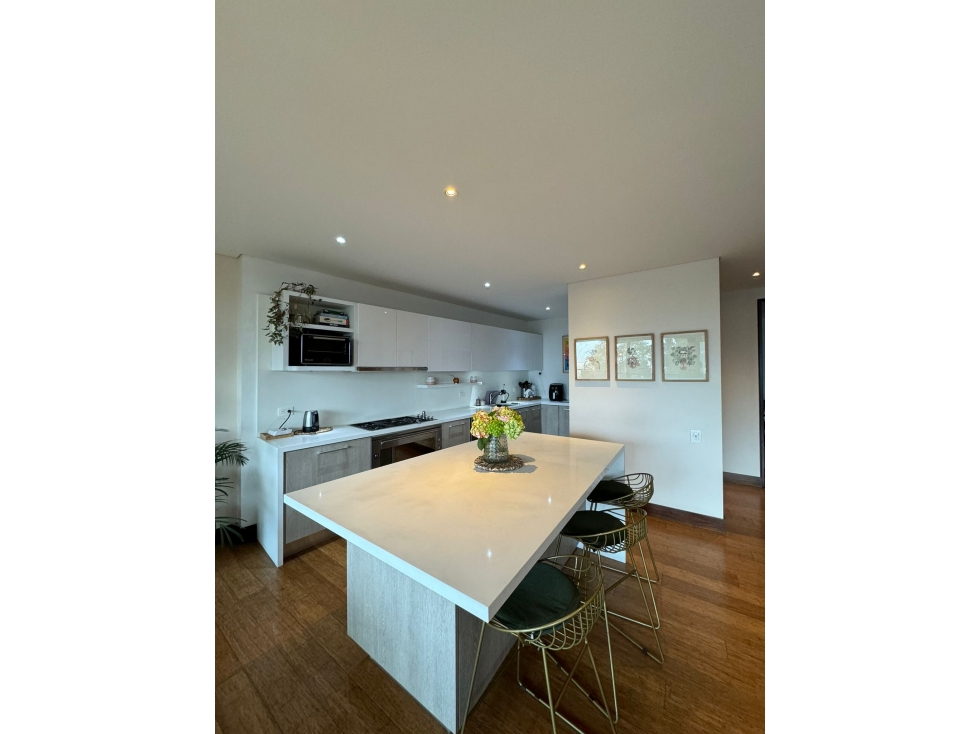 ARRIENDO APARTAMENTO ROSALES BOGOTA — foto 2