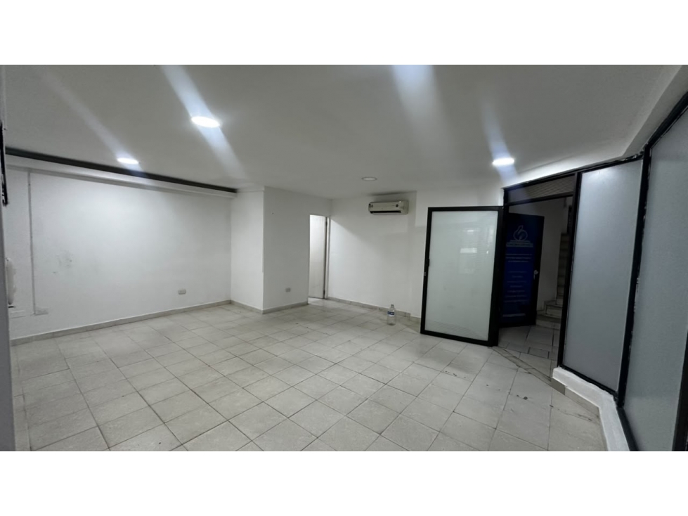 SE VENDE LOCALES SECTOR CENTRO HISTÓRICO STA MTA - P.V - 2