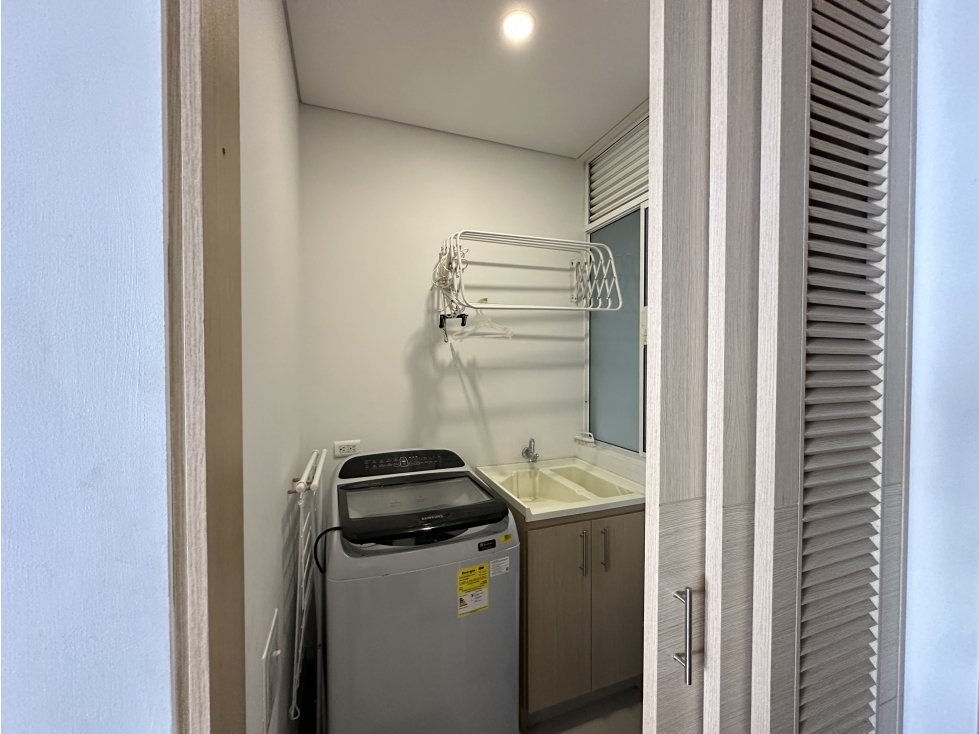VENTA APARTAMENTO AMOBLADO VISTA LATERAL AL MAR RENTA TURISMO — foto 6