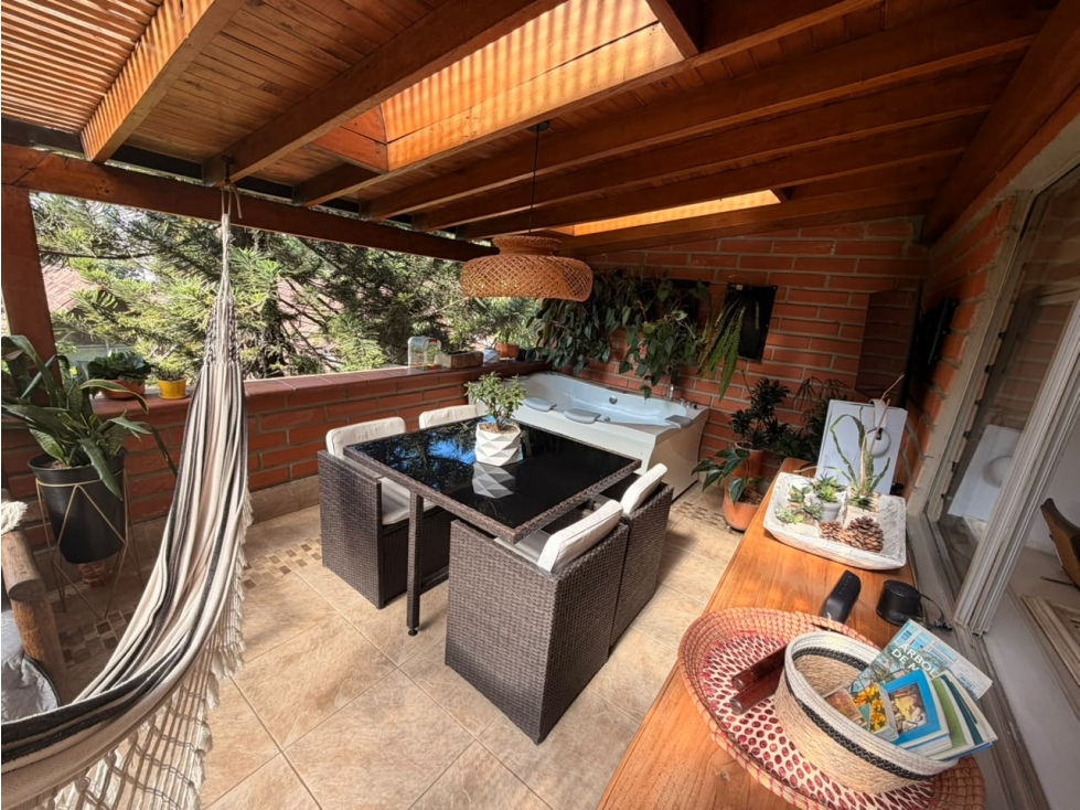 Apartamento amplio en excelente sector del Poblado — foto 2