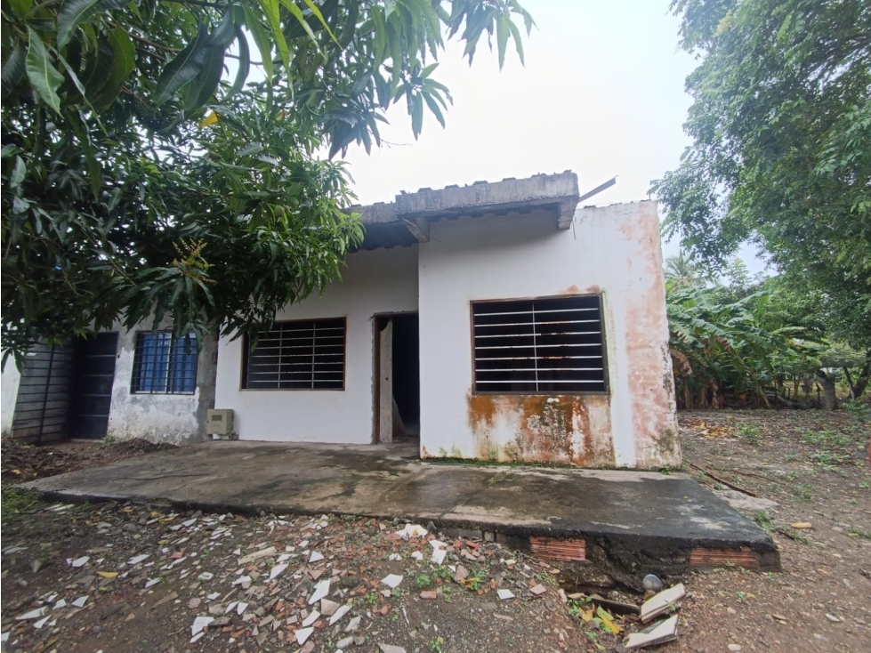 EN VENTA CASA EN OBRA GRIS CON GRAN POTENCIAL — foto 2