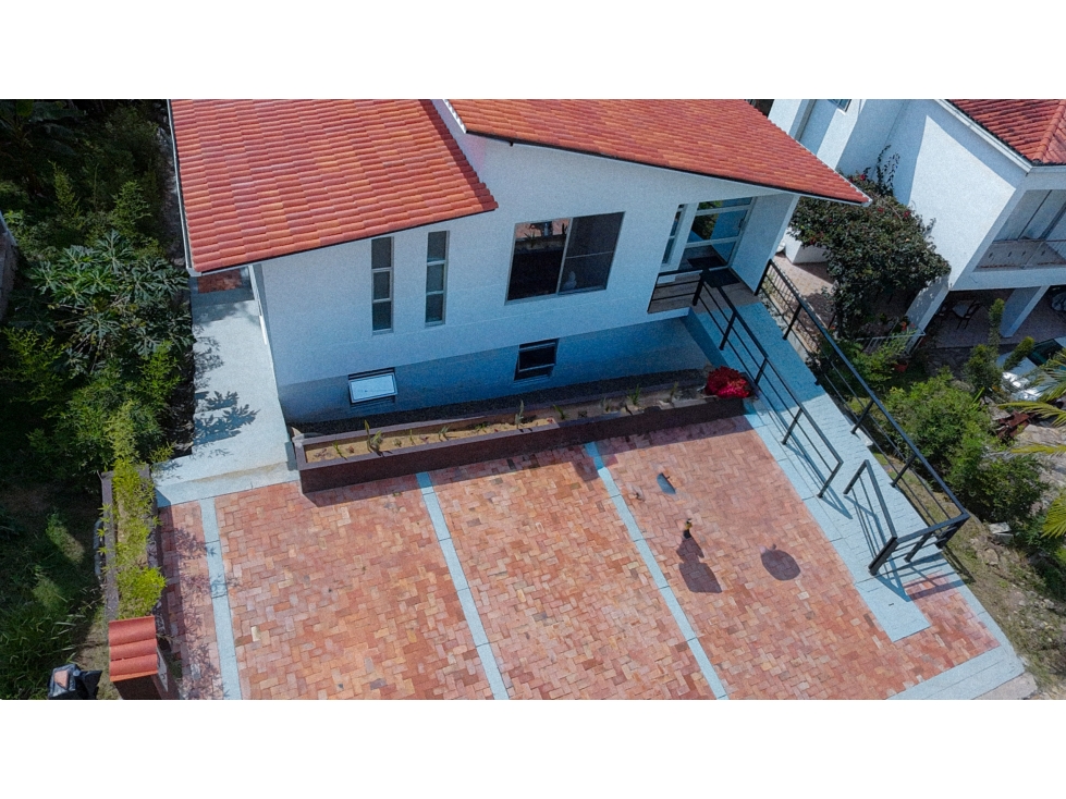 Venta De Casa Campestre Nueva en Silvania - 3