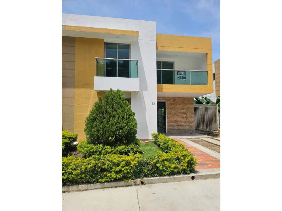 VENTA CASA EN CONJUNTO RODADERO CAMPESTRE - J.V
