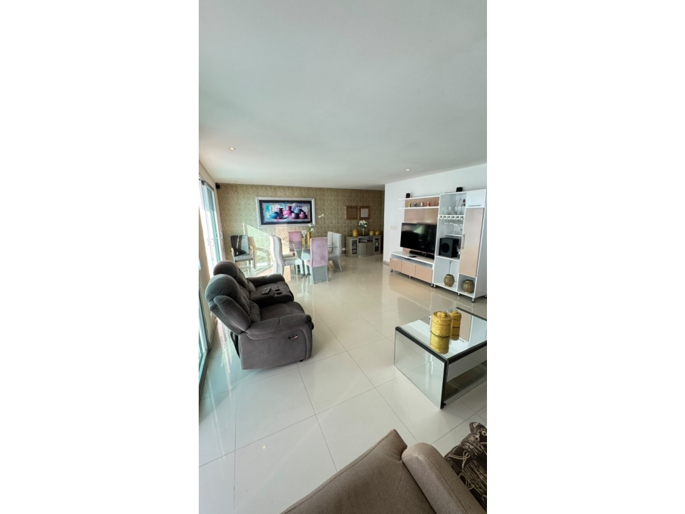 VENTA APARTAMENTO AMOBLADO EN MARBELLA