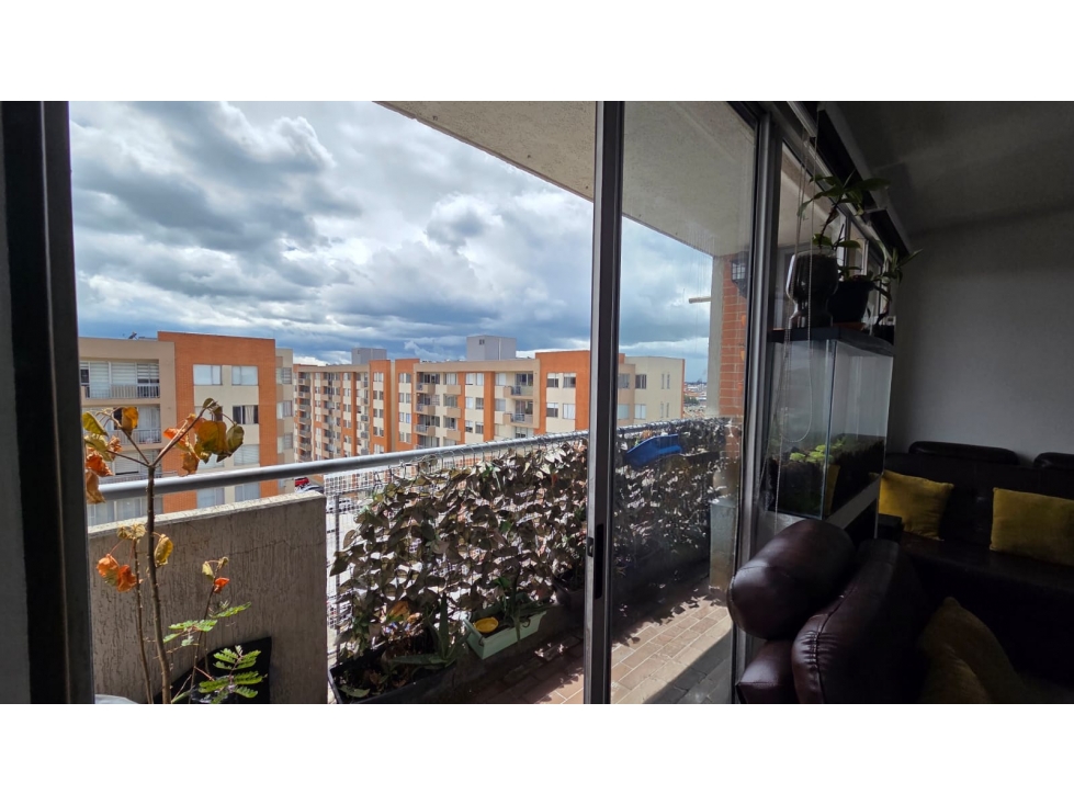 VENTA APARTAMENTO CON ESPACIOS AMPLIOS Y LUMINOSOS - MOSQUERA — foto 3