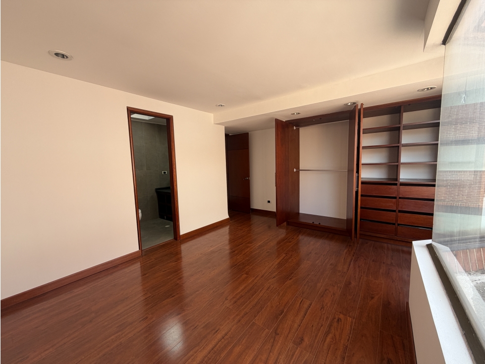VENTA PENTHOUSE SANTA BARBARA — foto 3