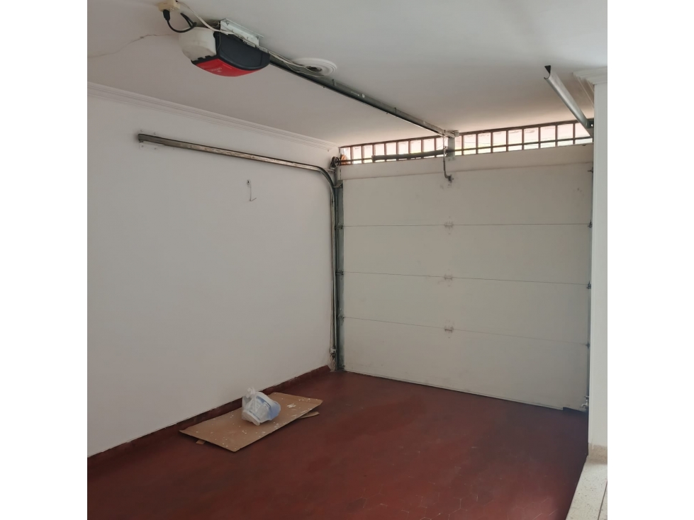 VENDO CASA CENTRAL EN INGENIO II — foto 3