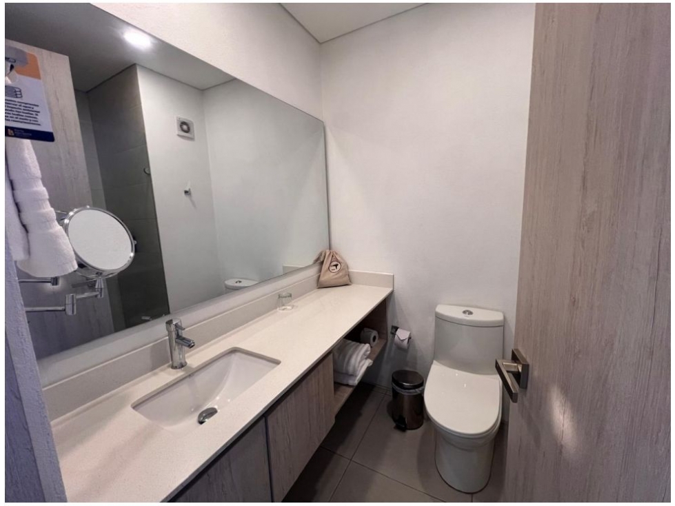 VENTA APARTASUITE LOFT DE TURISMO EN SECTOR BELLO HORIZONTE - B.P. - 5