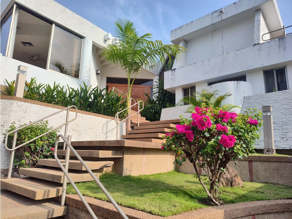 Venta Casa más Lote Girardot El Peñon