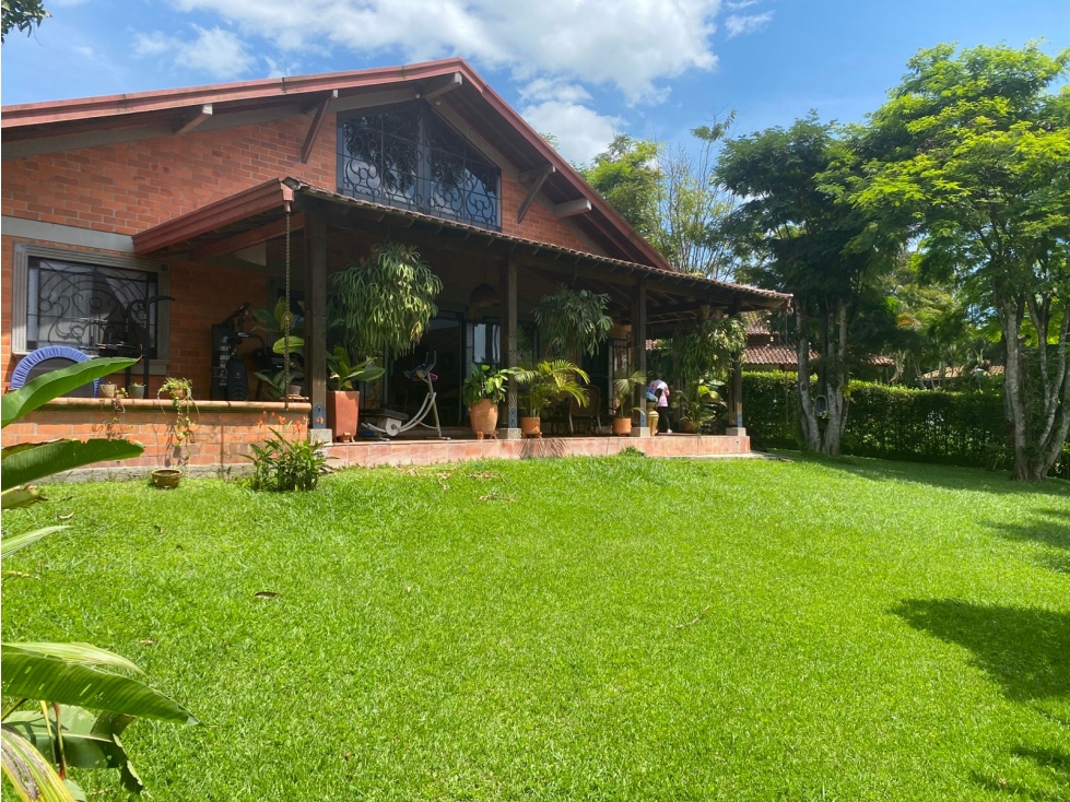 VENTA CASA CAMPESTRE CERRITOS