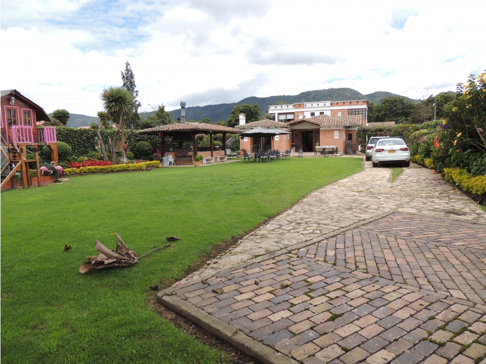 VENDO CASA-QUINTA LA BALSA- CHIA - 1