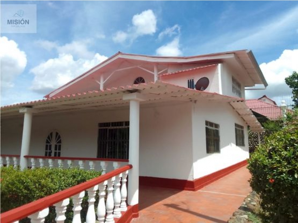 VENTA O PERMUTA DE CASA QUINTA CAMPESTRE EN RICAURTE - 2