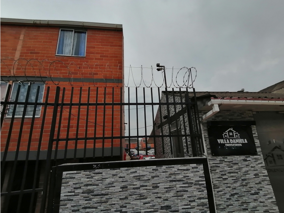 Venta de Casa con Garaje en el Conjunto Villa Daniela SOACHA