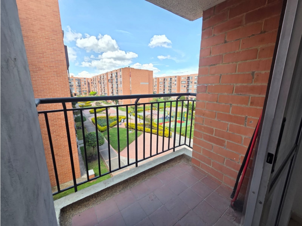 VENTA APARTAMENTO MADRID CONJUNTO TARENTO, — foto 6