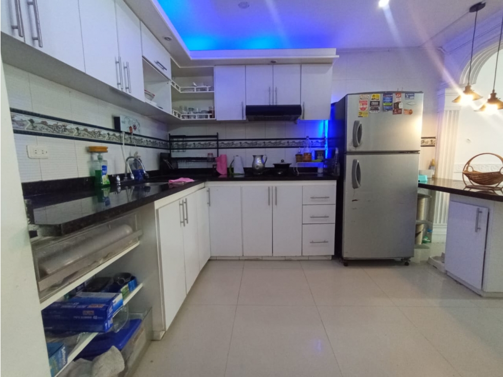 VENTA CASA EN CONJUNTO VIA CATAMA VILLAVICENCIO