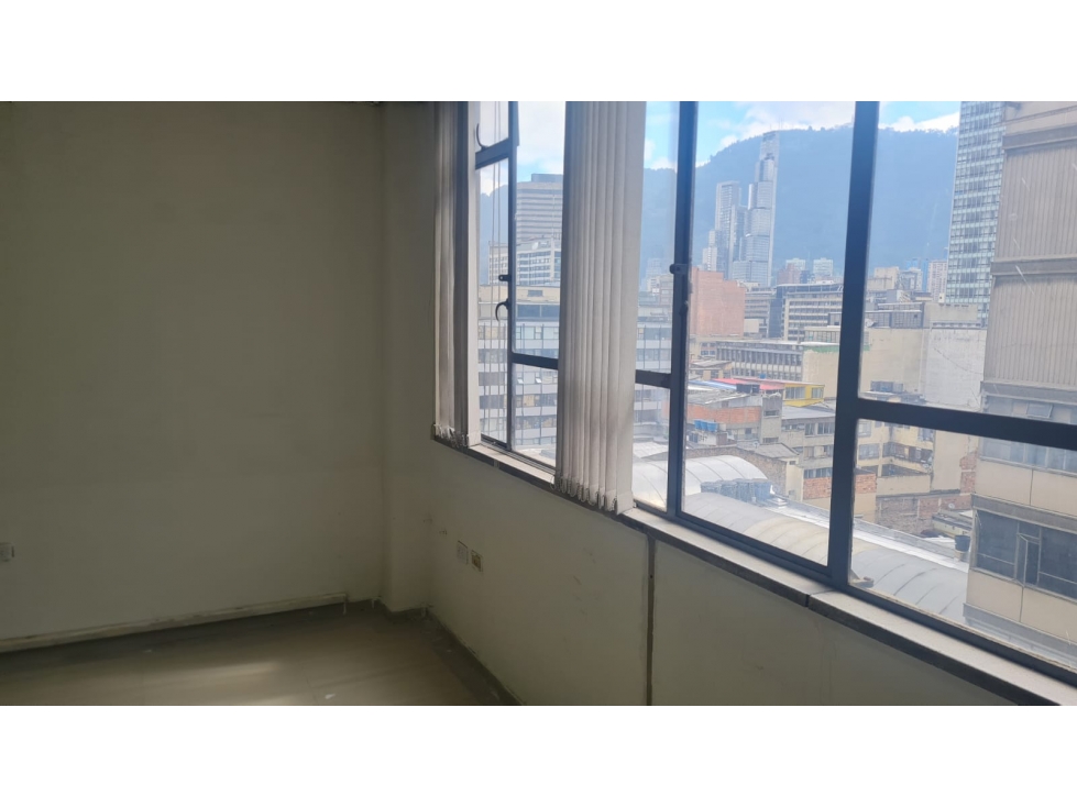 En venta oficina en el centro de Bogotá, La Capuchina, Santa Fe — foto 6