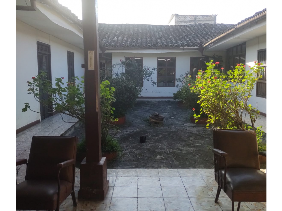 SE VENDE CASA EN EL CENTRO HISTORICO DE POPAYAN — foto 2