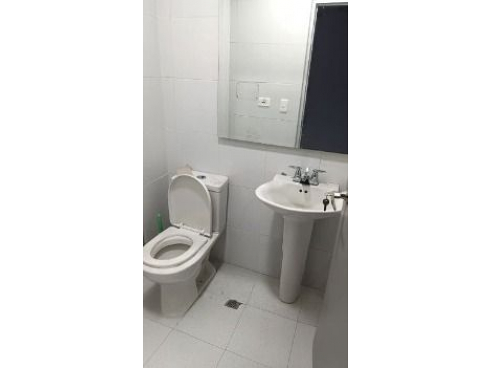VENTA OFICINA EN PINARES DE SAN MARTIN - PEREIRA — foto 6