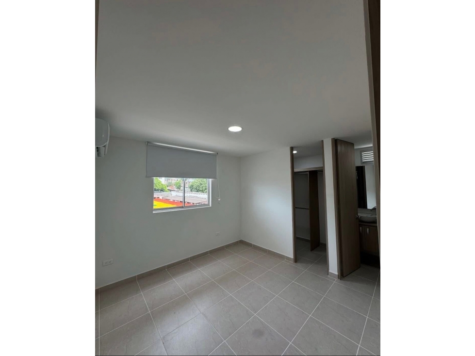 ARRIENDO APARTAMENTO CERCANO A CRESPO — foto 4