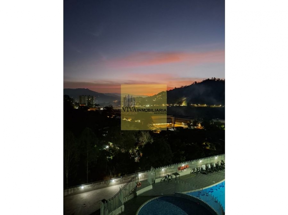 Apartamento en venta en la Estrella VI