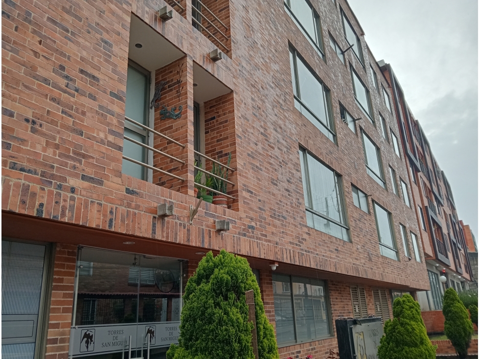 VENTA APTO MINUTO DE DIOS CON PARQUEADERO EN PISO 3 - ENGATIVA — foto 2