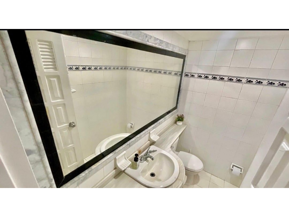 VENTA APARTAMENTO PENTHOUSE EN EL LAGUITO — foto 5